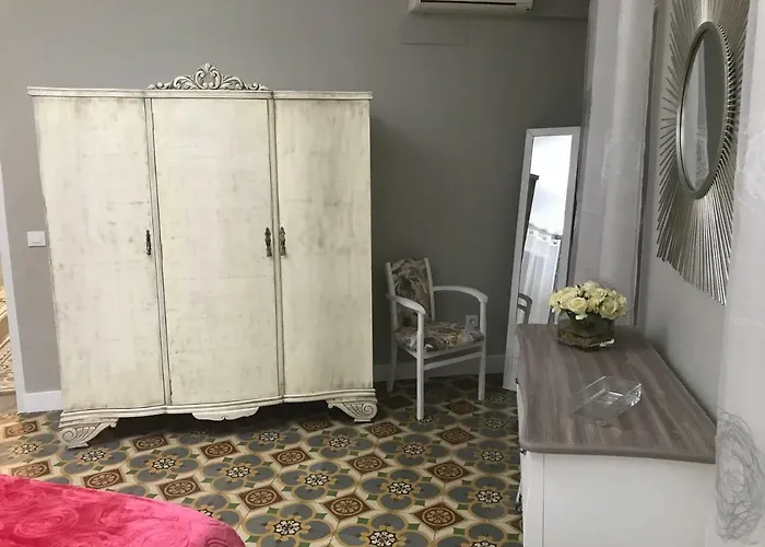 Апартаменты Charcos De Gredos *