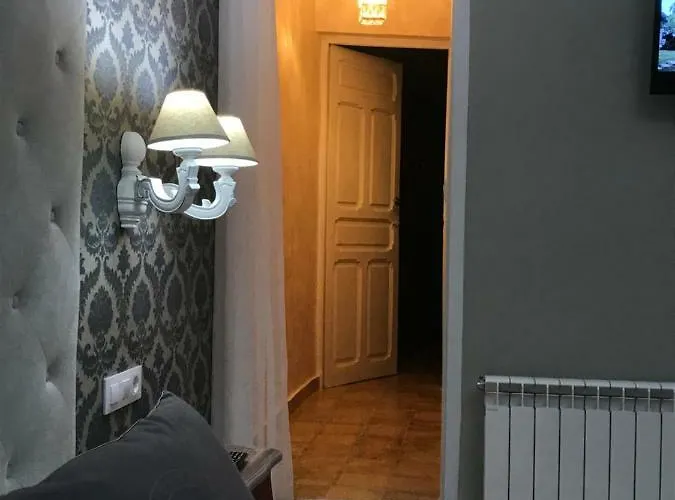 Апартаменты Charcos De Gredos *